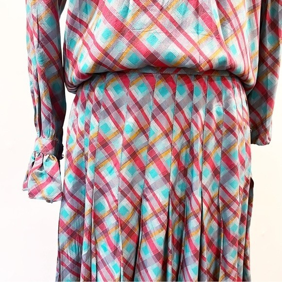 Vintage Yves Saint Laurent 2-piece Skirt Blouse Set - Picture 5 of 13